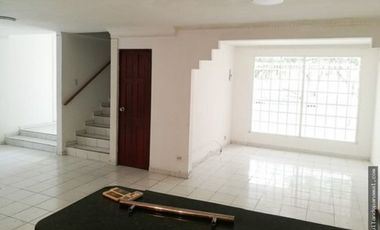 SE VENDE CASA COMERCIAL EN CHANIS