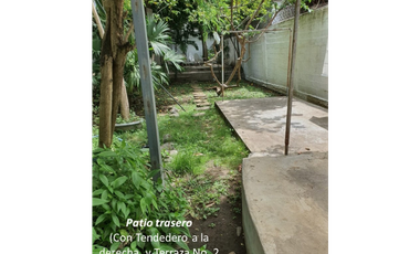 SE VENDE CASA CON TERRENO EN COCO DEL MAR