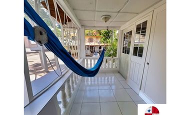 ALQUILER DE CASA AMOBLADA EN CONDADO DEL REY