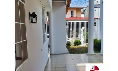 ALQUILER DE CASA AMOBLADA EN CONDADO DEL REY