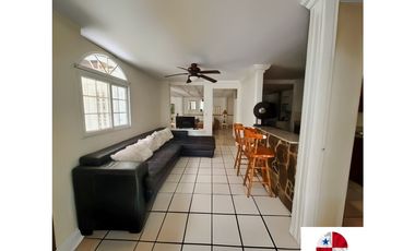 ALQUILER DE CASA AMOBLADA EN CONDADO DEL REY