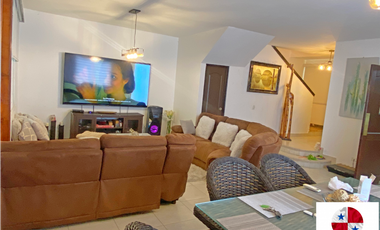 VENTA DE CASA EN COSTA SUR EN VILLA VALENCIA