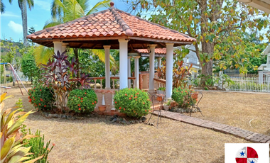SE ALQUILA CASA EN RESIDENCIAL HOWARD