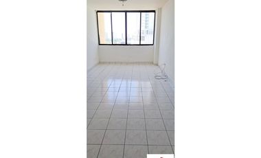 Apartamento Avenida 12 de Octubre 3 Recamaras Ph Torres del sol $825