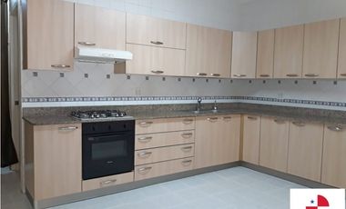 Alquiler Casa en Ancón de 3 recamaras con 660m2 exclusiva en $2200