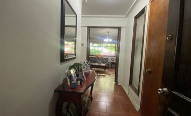 Departamento en Venta en PRIMER PISO CON ACCESO A PATIO...
