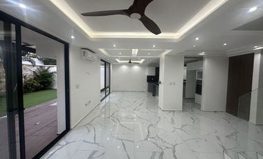 Casa en venta con amenidades,  alta plusvalía en Temozón Norte, Mérida