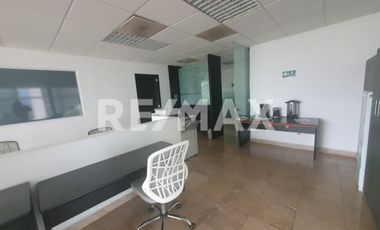 OFICINA EN VENTA  - (3)