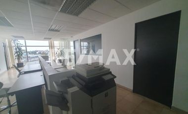 OFICINA EN VENTA  - (3)