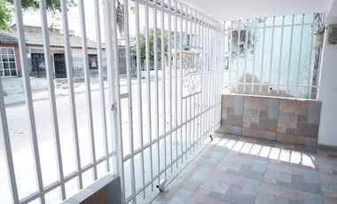 ¡¡CASA IDEAL PARA OFICINA ADMINISTRATIVA Y BODEGA!!