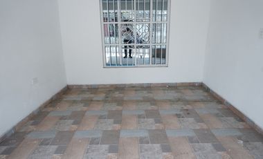 ¡¡CASA IDEAL PARA OFICINA ADMINISTRATIVA Y BODEGA!!