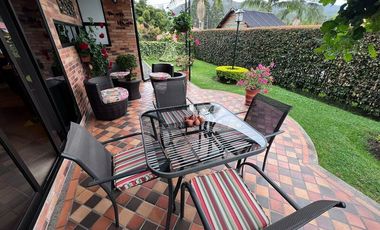 CASA  EN VENTA UBICADA EN EL RETIRO SECTOR PURO CUERO