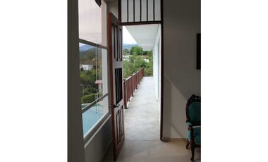 Casa Campestre en Condominio en La Mesa