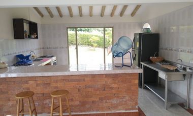 Amplia Casa Finca con Piscina propia