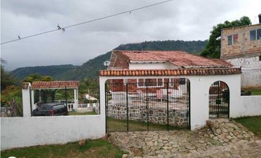 Casa Campestre cerca a La Mesa