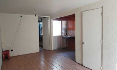 VENDO CASA EN CONDOMINIO EN RANCHO SANTA ELENA, CUAUTITLÁN MÉXICO.