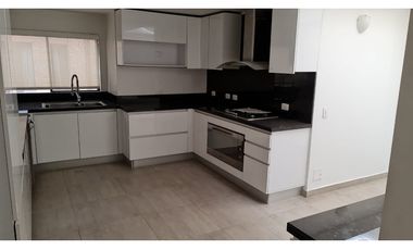 VENTA APARTAMENTO TIPO PENTHOUSE DUPLEX, SANTA BARBARA CENTRAL