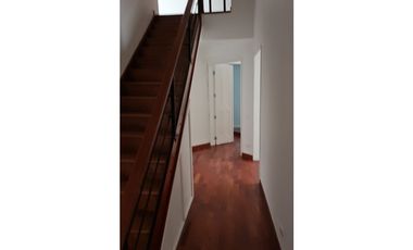 VENTA APARTAMENTO TIPO PENTHOUSE DUPLEX, SANTA BARBARA CENTRAL