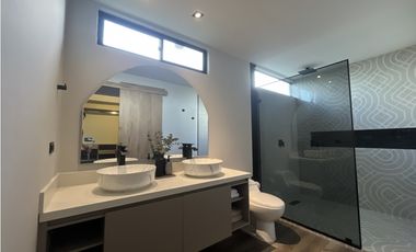 Casa para Venta en Llanogrande sector El Tablazo