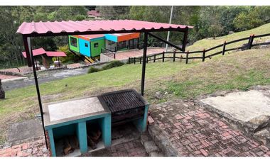 Vendo linda casa en pacho con inmejorable vista.zona verde privada