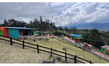 Vendo linda casa en pacho con inmejorable vista.zona verde privada