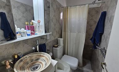 Venta de Departamento 3 Amb.  en Ramos Mejia  Muy Buen Estado C/patio y Esp. auto