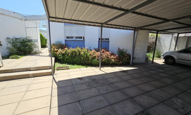 Venta de Departamento 3 Amb.  en Ramos Mejia  Muy Buen Estado C/patio y Esp. auto