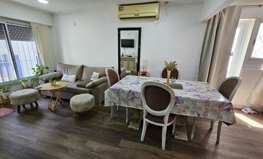 Venta de Departamento 3 Amb.  en Ramos Mejia  Muy Buen Estado C/patio y Esp. auto