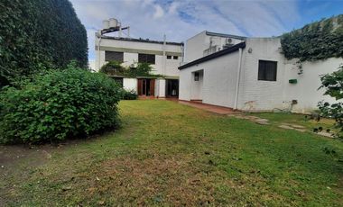 Casa venta en Tolosa. Fondo, parque, garage, 4 dormitorios