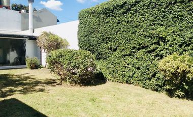 Casa venta en Tolosa. Fondo, parque, garage, 4 dormitorios