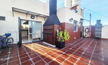 PH en venta - 2 Dormitorios 2 Baños - 205Mts2 - Villa Lugano