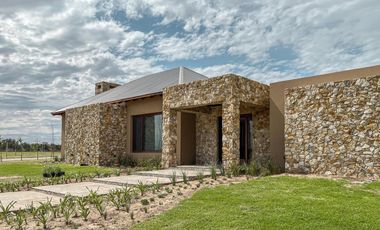 Terreno de 800m² en la Finca con frente al Norte