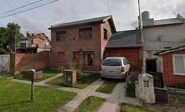 Casa en venta - 3 Dormitorios 2 Baños - Cochera - 350Mts2 - Mar del Plata