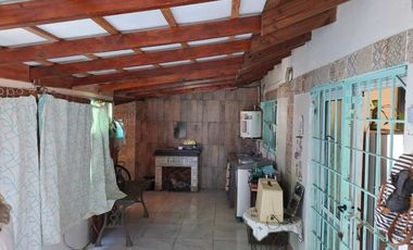 Casa en venta en Ezpeleta Este