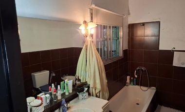 Casa en venta en Ezpeleta Este