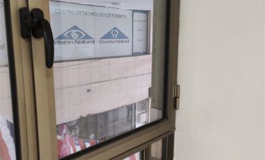 Local Comercial en Arriendo en LOCAL U OFICINA REMODELADO ENTREPISO APTO PARA TODO TIPO DE NEGOCIO, EXCELENTE UBICACION