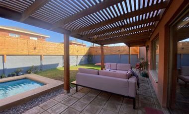 Casa en Venta en Jorge Valdés Pérez 3139