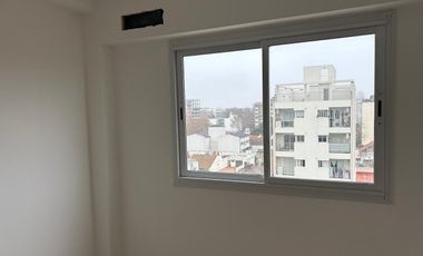 Departamento  3 AMBIENTES FRENTE PISO 3  B  CON COCHERA - General San Martin
