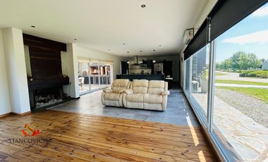 Casa en  venta, Canning, Fincas del Alba. Lote 1095 m2. 4 amb.