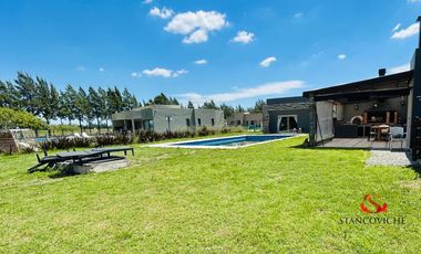 Casa en  venta, Canning, Fincas del Alba. Lote 1095 m2. 4 amb.