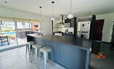 Casa en  venta, Canning, Fincas del Alba. Lote 1095 m2. 4 amb.