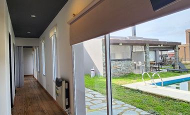 Casa en  venta, Canning, Fincas del Alba. Lote 1095 m2. 4 amb.