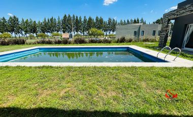 Casa en  venta, Canning, Fincas del Alba. Lote 1095 m2. 4 amb.
