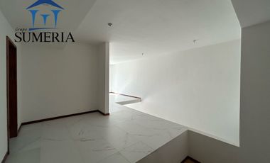 Hermosa casa nueva en Bosque Real con recámara en planta baja