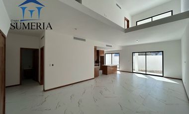 Hermosa casa nueva en Bosque Real con recámara en planta baja