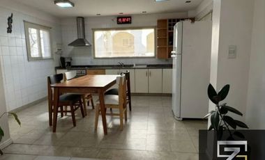 Casa en alquiler de 3 dormitorios en Saint Thomas Sur