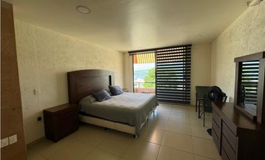 CASA EN CONDOMINIO EN VENTA CON VISTA AL LAGO “MU.
