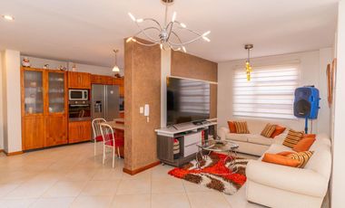 DE VENTA ESTA PRECIOSA CASA