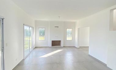 CASA EN VENTA EN EL CANTON - MAROTO PROPIEDADES