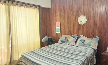 Casa en  venta - 3 dormitorios - 2 baños- jardin - cochera cubierta - galpon -